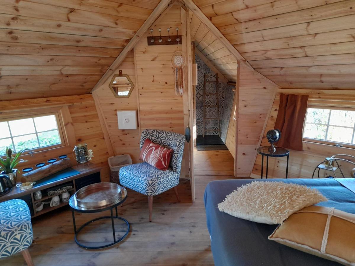 A L'Oree Du Cedre Hotell Pouzauges Eksteriør bilde